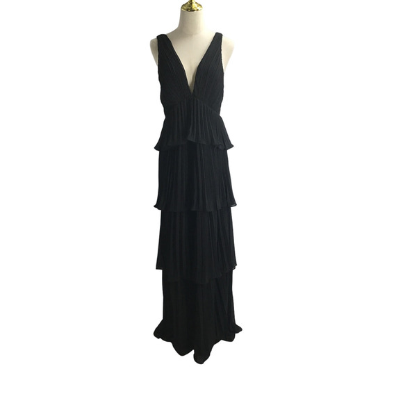 LULU'S SZ M Mesmerizing Essence Black Pleated Backless Tiered Maxi Dress NEW B26 - Picture 3 of 10